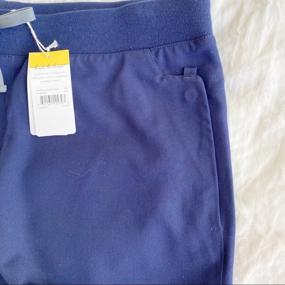 Figs Castelar Slim Pocket Scrub Pants Navy XL NEW - Picture 11 of 16